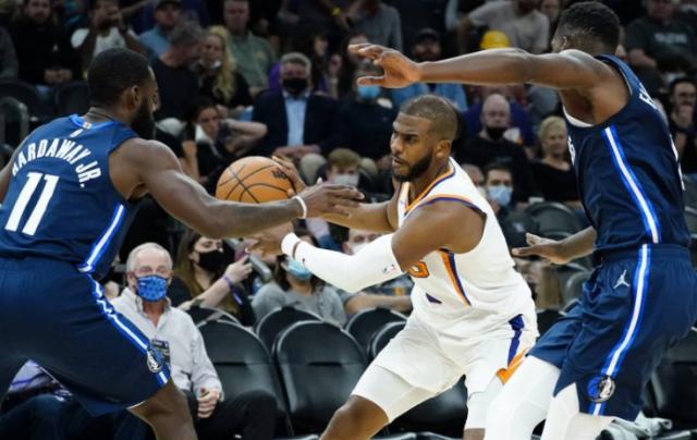 亚博体育官方入口-太阳斩获10连胜直追勇士 布克直言季后赛才是目标