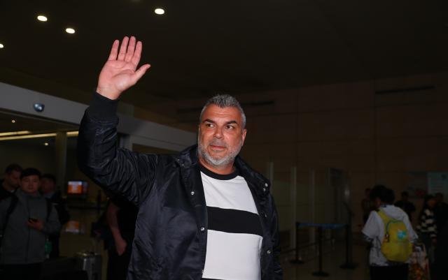 yabo-中超冠军教头加速再就业？曝亚欧两队争夺奥拉罗尤